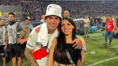 Enzo Fernández y su ex pareja reavivan rumores de reconciliación tras misterioso mensaje