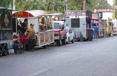 Aprueban la normativa que regula los carros gastronómicos en Capital tras su desalojo